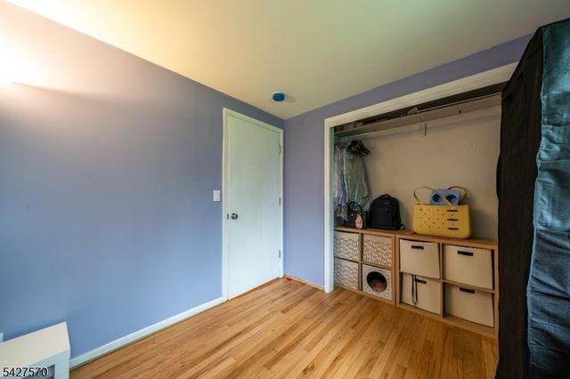 44 Venetian Dr, Jefferson Twp., NJ 07849