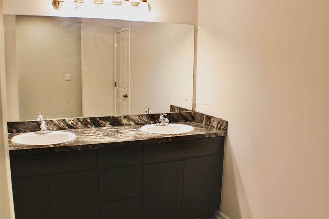 11517 Partridge Drive, Taylor, MI 48180