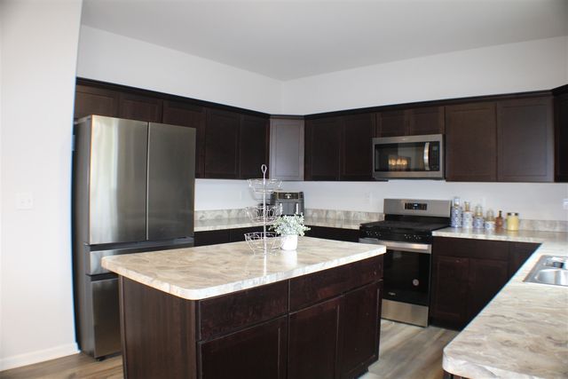 11517 Partridge Drive, Taylor, MI 48180