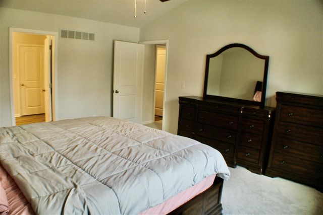 11517 Partridge Drive, Taylor, MI 48180