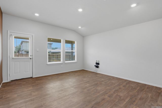 7310 SALADO CREEK PKWY, San Antonio, TX 78223