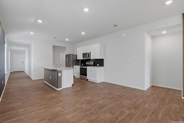 7310 SALADO CREEK PKWY, San Antonio, TX 78223