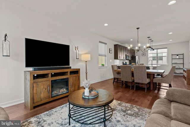 127 PRINCE GEORGE ST, Bensalem, PA 19020