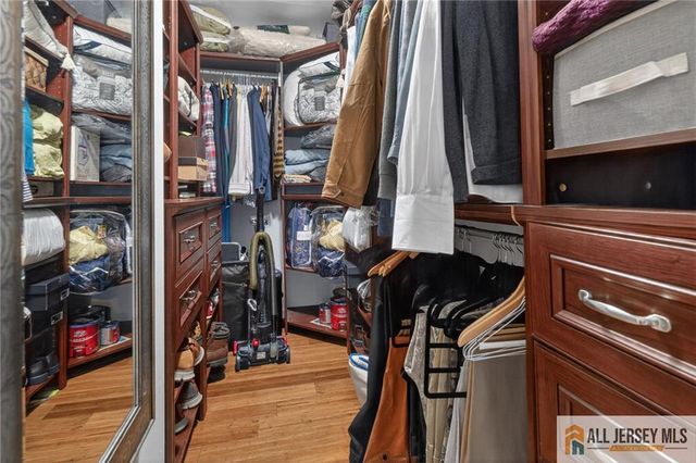 96 Crabapple Lane 298, Franklin Park, NJ 08823