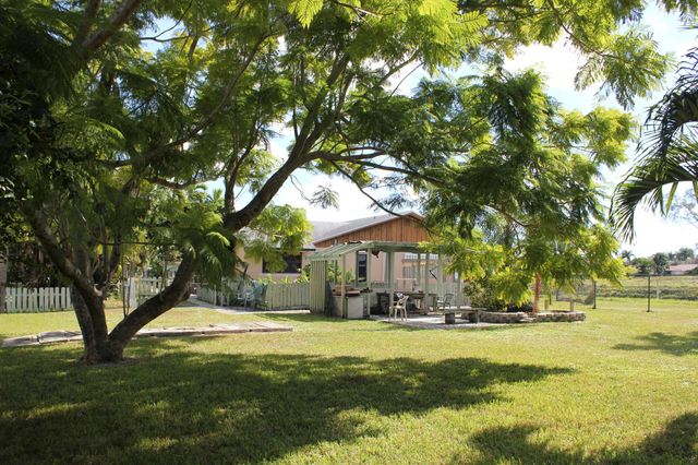 4981 Serafica Drive, Lake Worth, FL 33461