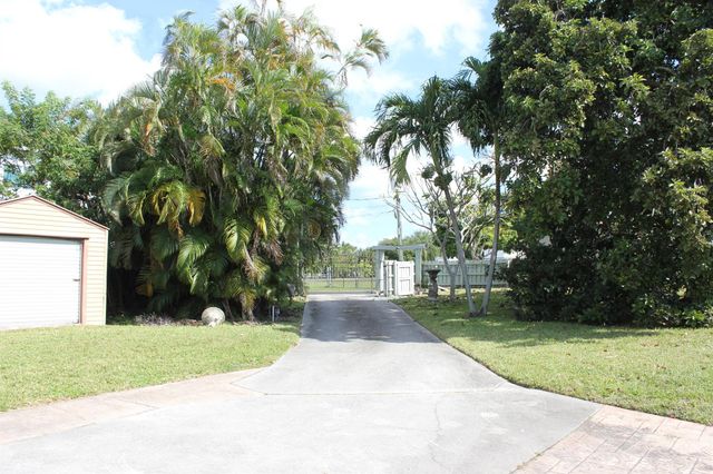 4981 Serafica Drive, Lake Worth, FL 33461