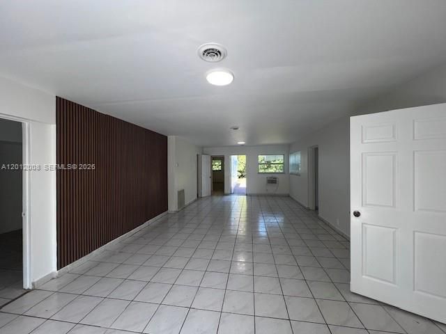 4548 SW 33rd Ave M, Dania Beach, FL 33312