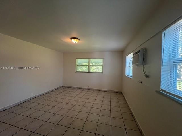 4548 SW 33rd Ave M, Dania Beach, FL 33312
