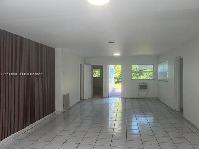 4548 SW 33rd Ave M, Dania Beach, FL 33312