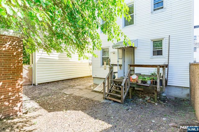 164 Hopkins Avenue, Jersey City, NJ 07306