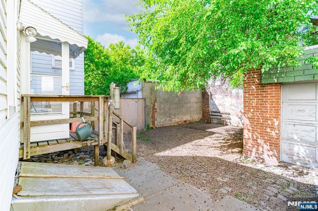 164 Hopkins Avenue, Jersey City, NJ 07306