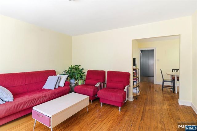 164 Hopkins Avenue, Jersey City, NJ 07306