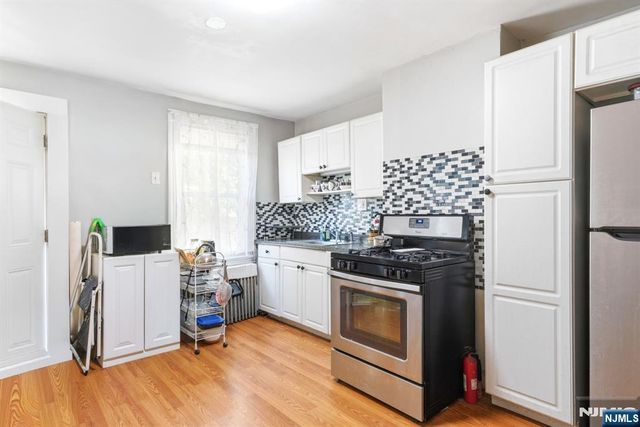 164 Hopkins Avenue, Jersey City, NJ 07306