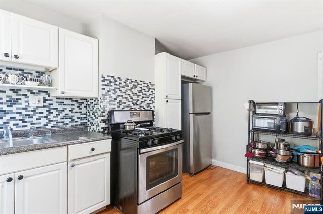 164 Hopkins Avenue, Jersey City, NJ 07306