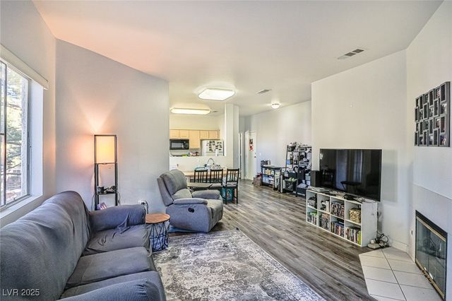 5250 South Rainbow Boulevard 2034, Las Vegas, NV 89118