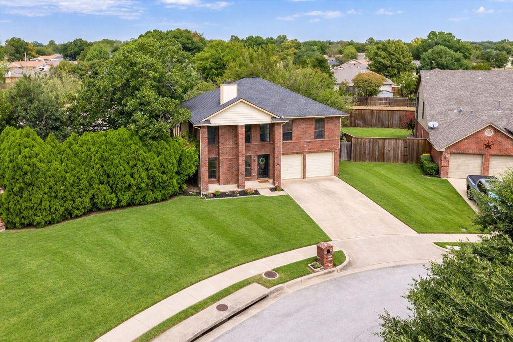 7217 Mccoy Drive, Watauga, TX 76148 — exterior