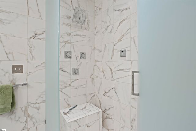 155 Riverplace Unit 109, Greenville, SC 29601