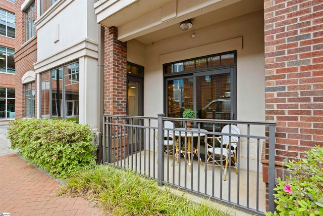 155 Riverplace Unit 109, Greenville, SC 29601