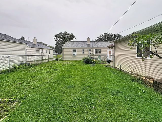 3714 13th Avenue, Moline, IL 61265