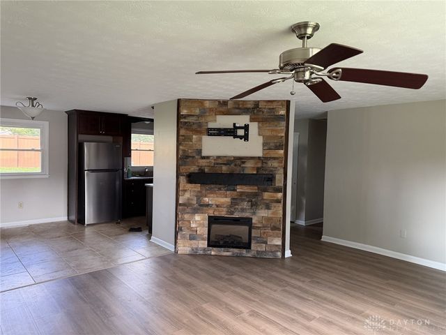 95 Peach Grove Avenue, Dayton, OH 45458