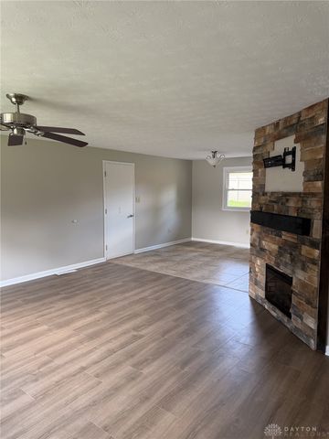 95 Peach Grove Avenue, Dayton, OH 45458