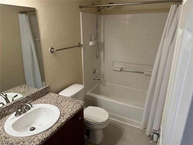 2750 South Durango Drive 1105, Las Vegas, NV 89117