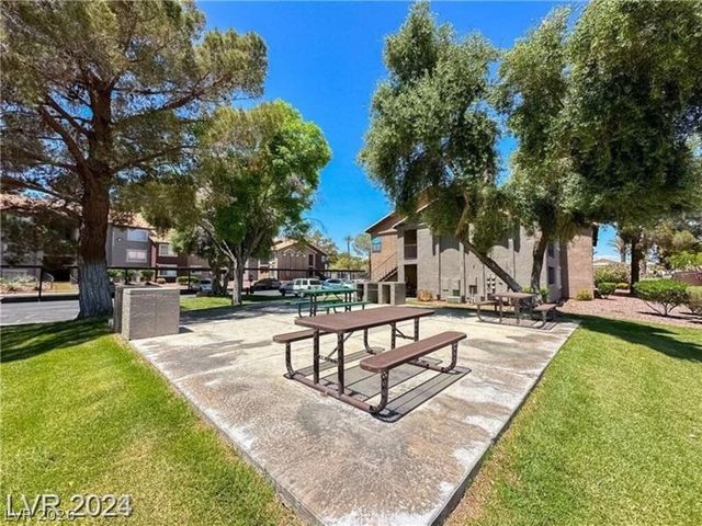 2750 South Durango Drive 1105, Las Vegas, NV 89117