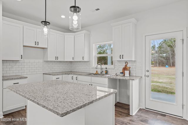 394 Lakebay Road, Vass, NC 28394