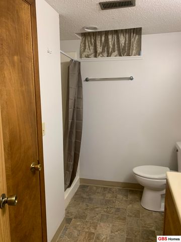 6612-6616 S 85 Street, Ralston, NE 68127