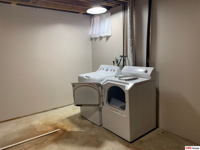 6612-6616 S 85 Street, Ralston, NE 68127