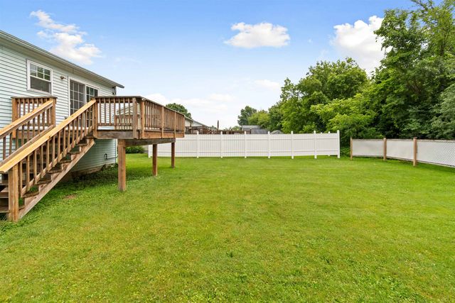 31 Adams Street, St. Albans City, VT 05478