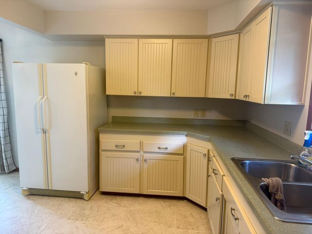 228 13th Street SW, Owatonna, MN 55060