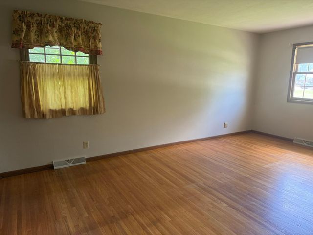 228 13th Street SW, Owatonna, MN 55060