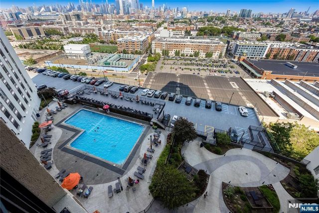 100 Manhattan Avenue 910, Union City, NJ 07087