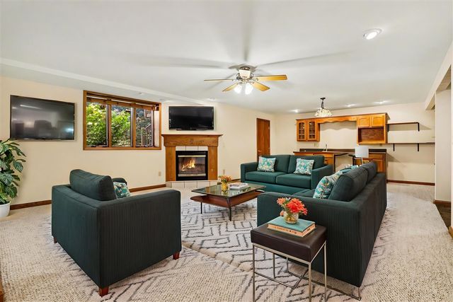 303 Beckett Park, Battle Creek, MI 49015