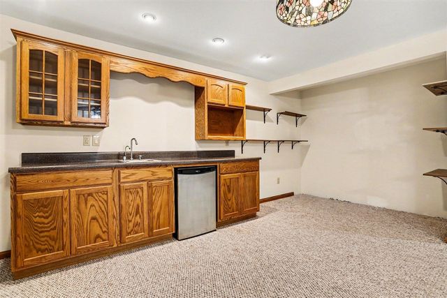 303 Beckett Park, Battle Creek, MI 49015