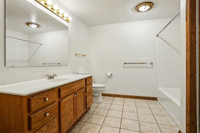 303 Beckett Park, Battle Creek, MI 49015