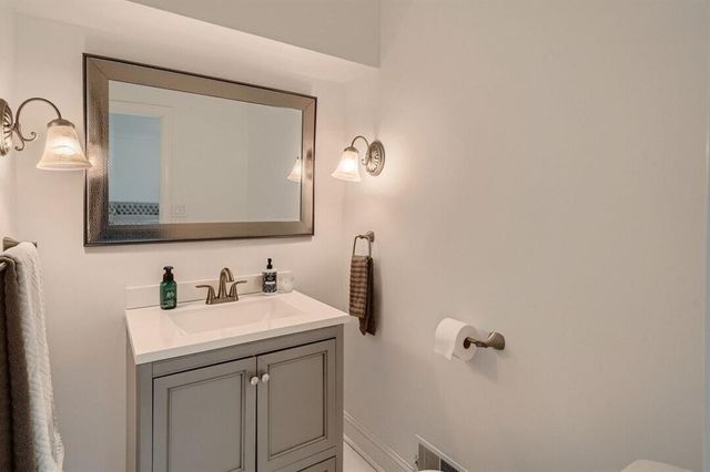 425 Ferry Landing, Sandy Springs, GA 30328