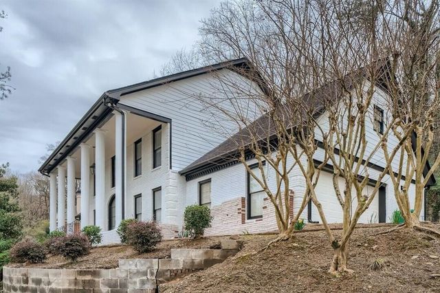 425 Ferry Landing, Sandy Springs, GA 30328