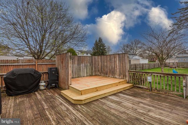 139 N HANOVER ST, Elizabethtown, PA 17022