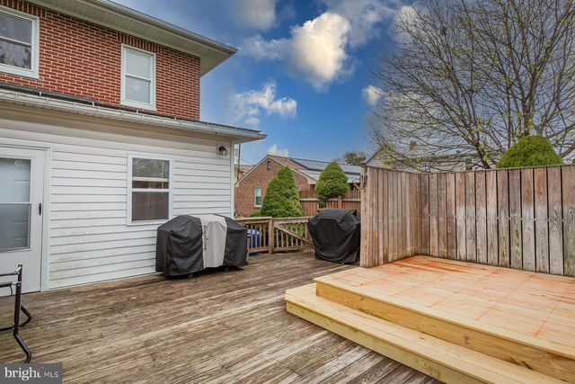139 N HANOVER ST, Elizabethtown, PA 17022