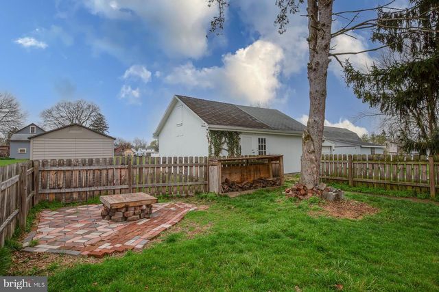 139 N HANOVER ST, Elizabethtown, PA 17022