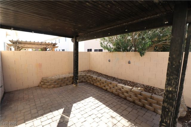 741 Spotted Eagle Street, Henderson, NV 89015