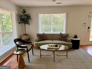 1685 Chevron Way, Sandy Springs, GA 30350