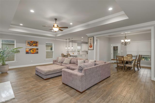 711 Esau Avenue, Bossier City, LA 71111