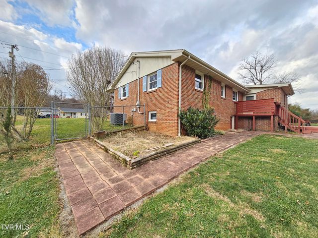 1520 Sylvan Drive, Johnson City, TN 37604