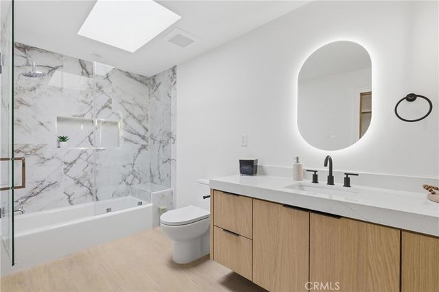 5016 Rubio Avenue, Encino, CA 91436