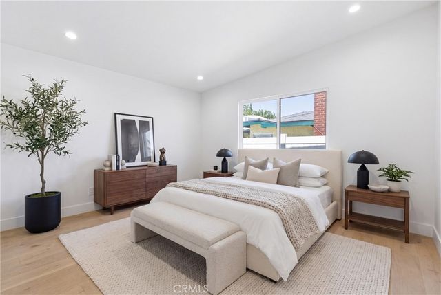 5016 Rubio Avenue, Encino, CA 91436