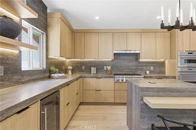 5016 Rubio Avenue, Encino, CA 91436