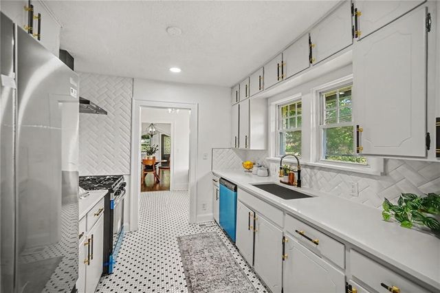 5000 Blue Ridge Boulevard, Kansas City, MO 64133